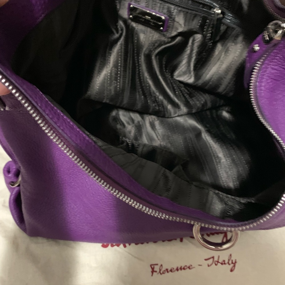 Authentic Salvatore Ferragamo shoulder bag - Picture 8 of 8